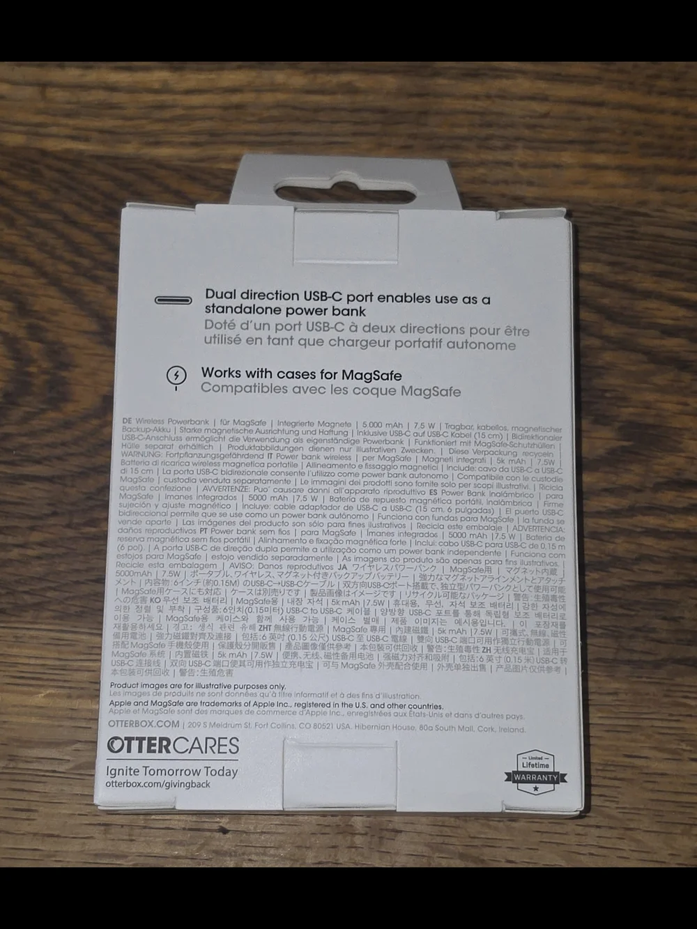 OtterBox Wireless Power Bank MagSafe Compatible - Black BNIB